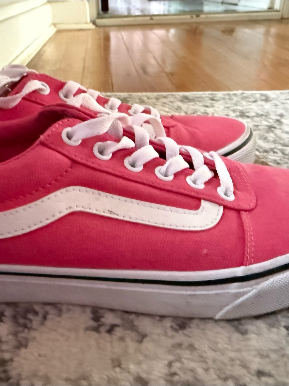 Vans Kids Hot Pink Low-Top Canvas Sneakers with White Stripe